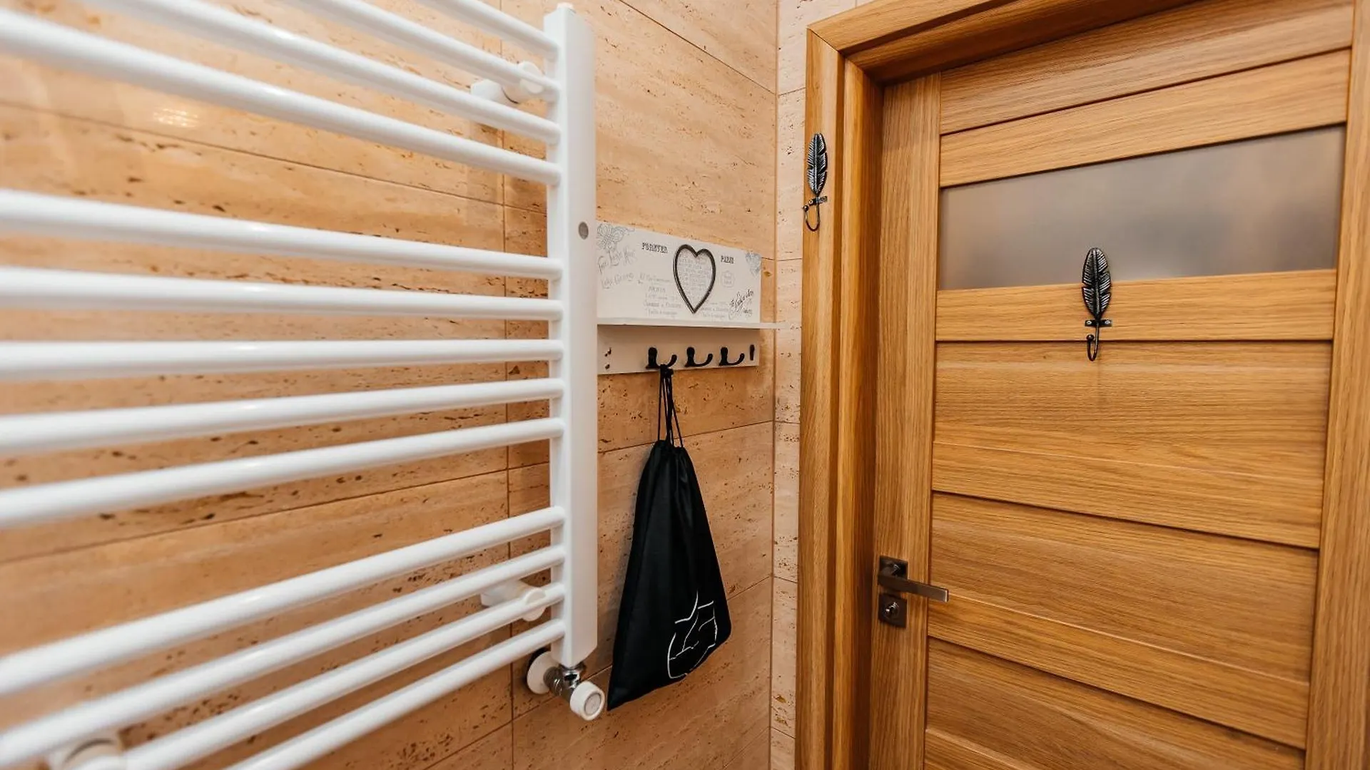 Maya'S Flats & Resorts 21 - Dluga St, Old Town Gdansk Poland